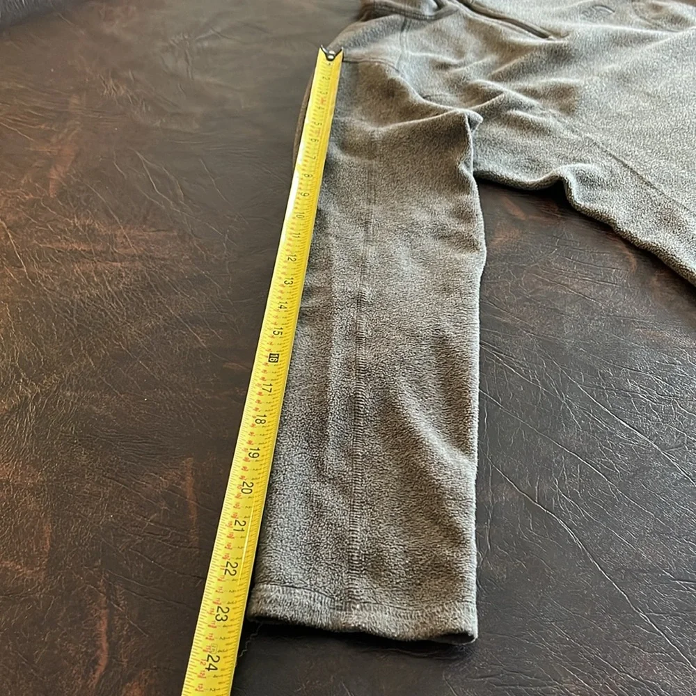 The North Face 1/4 zip Polartec Fleece - Picture 6 of 6